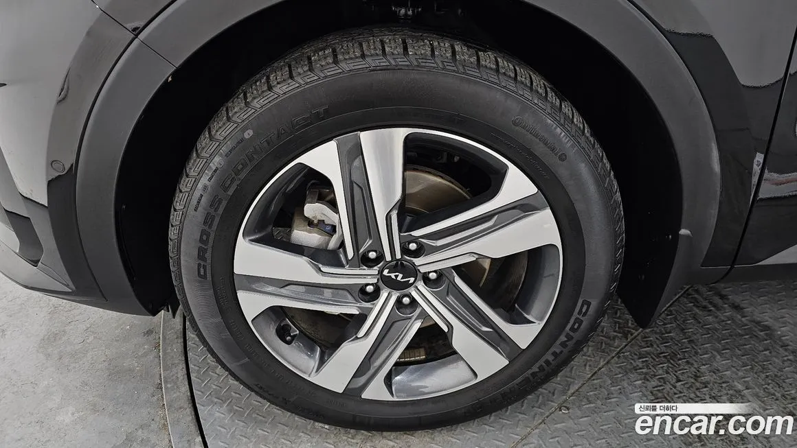 Kia Sorento — фото 8
