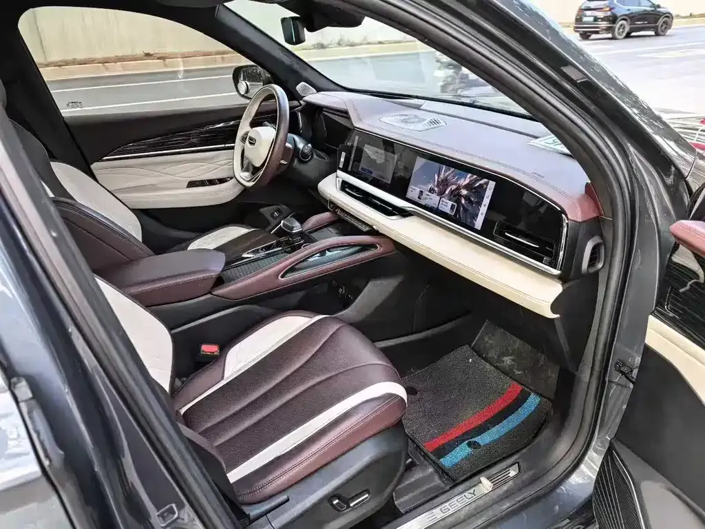 Geely Xingyue L 2024 из CN, фото 3