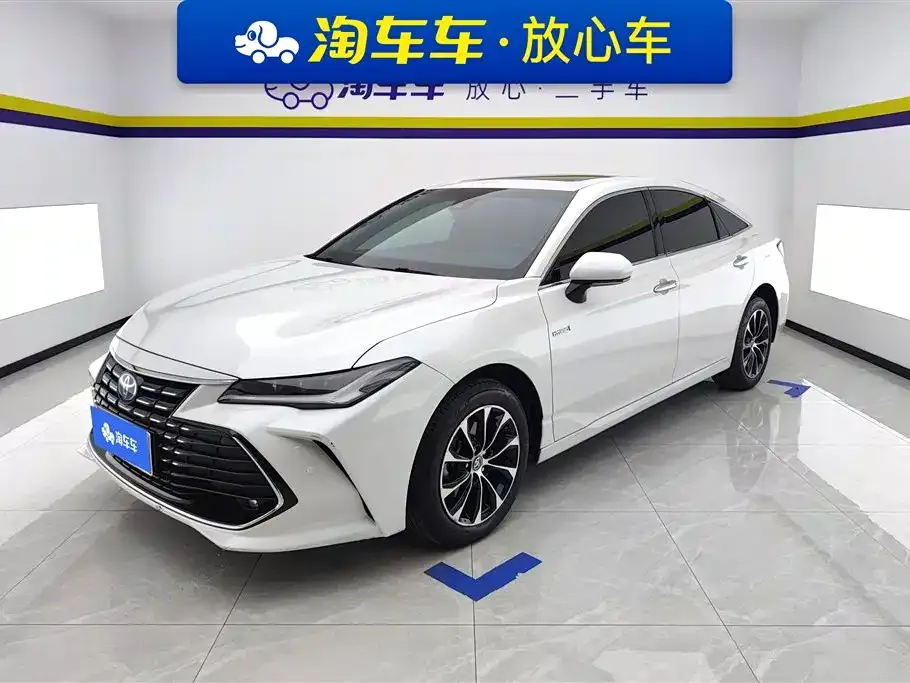 Toyota Avalon 2024 из CN, фото 1