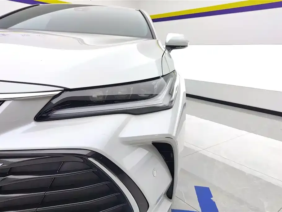 Toyota Avalon 2024 из CN, фото 4