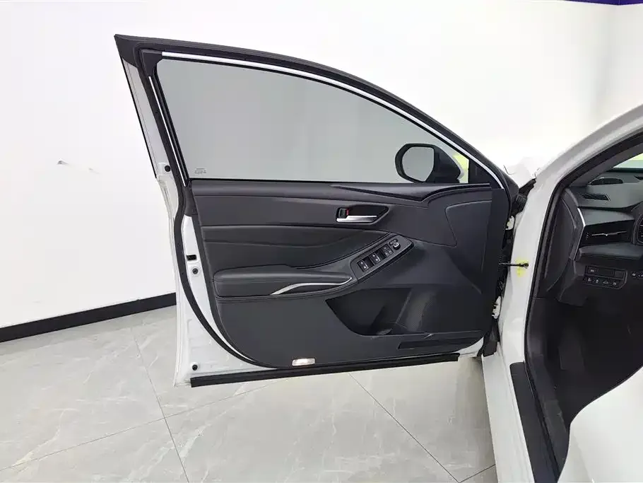 Toyota Avalon 2024 из CN, фото 6