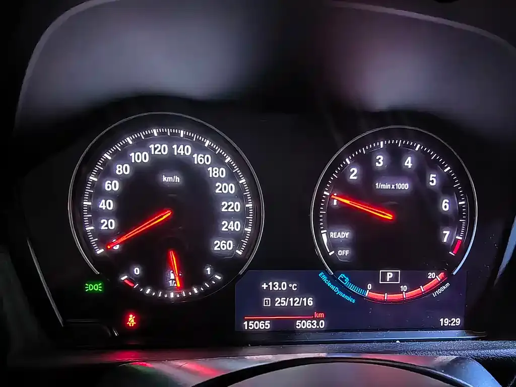 BMW 1 Series 2023 из CN, фото 4