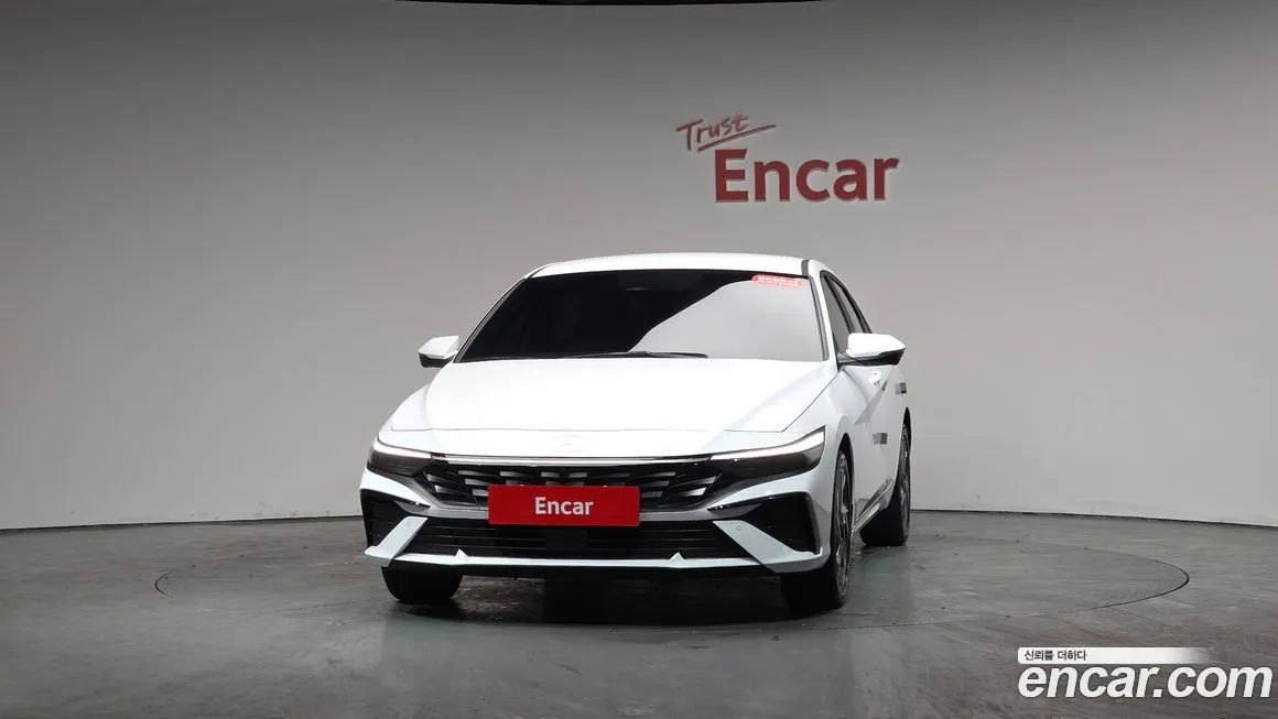Hyundai AVANTE — фото 3