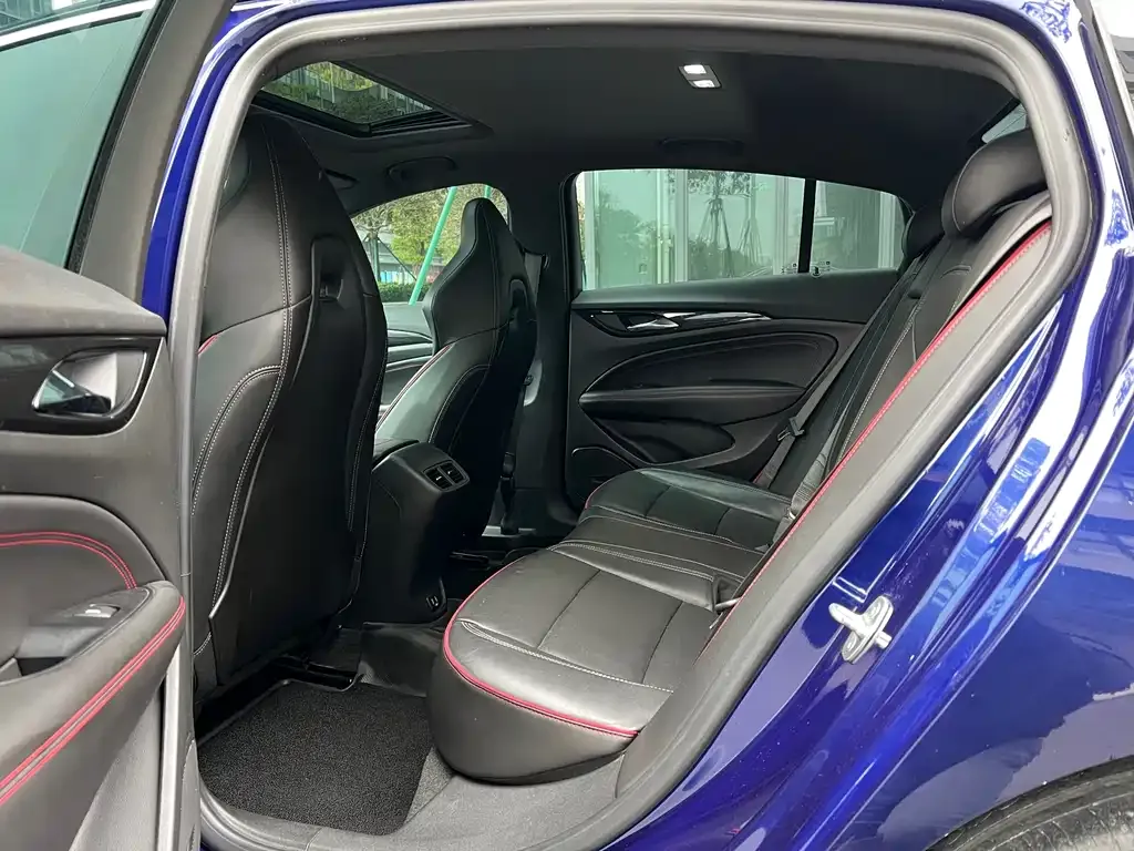 Buick Regal 2022 из CN, фото 3