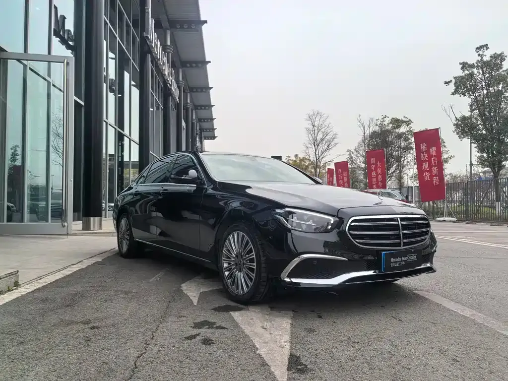 Mercedes-Benz E-Class 2023 из CN, фото 8