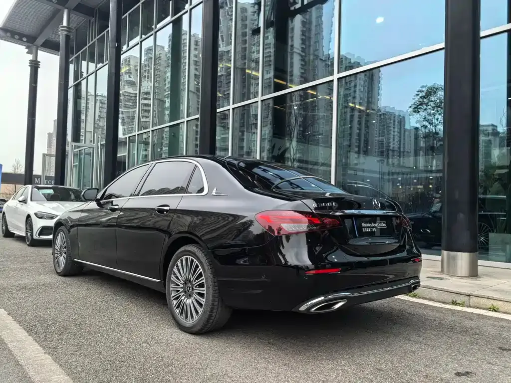 Mercedes-Benz E-Class 2023 из CN, фото 4