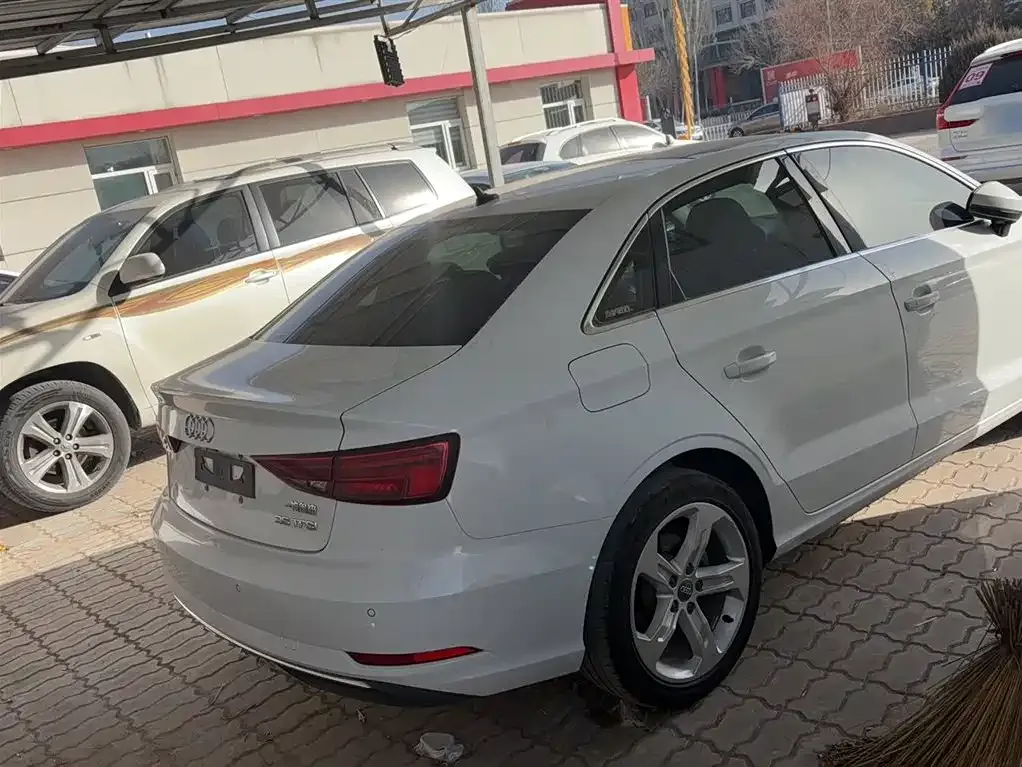 Audi A3 — фото 9