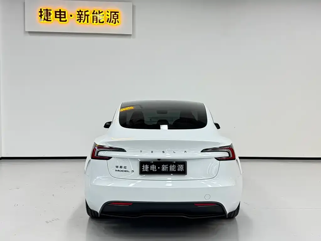 Tesla Model 3 2025 из CN, фото 3