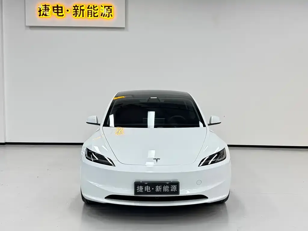 Tesla Model 3 2025 из CN, фото 5
