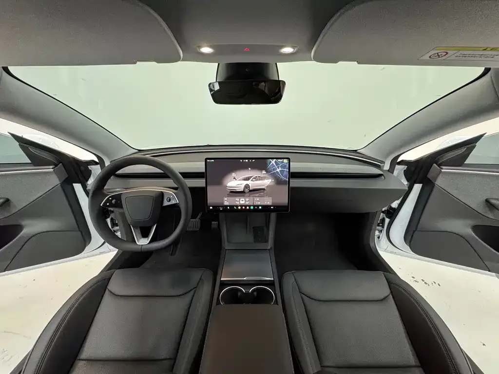 Tesla Model 3 2025 из CN, фото 7