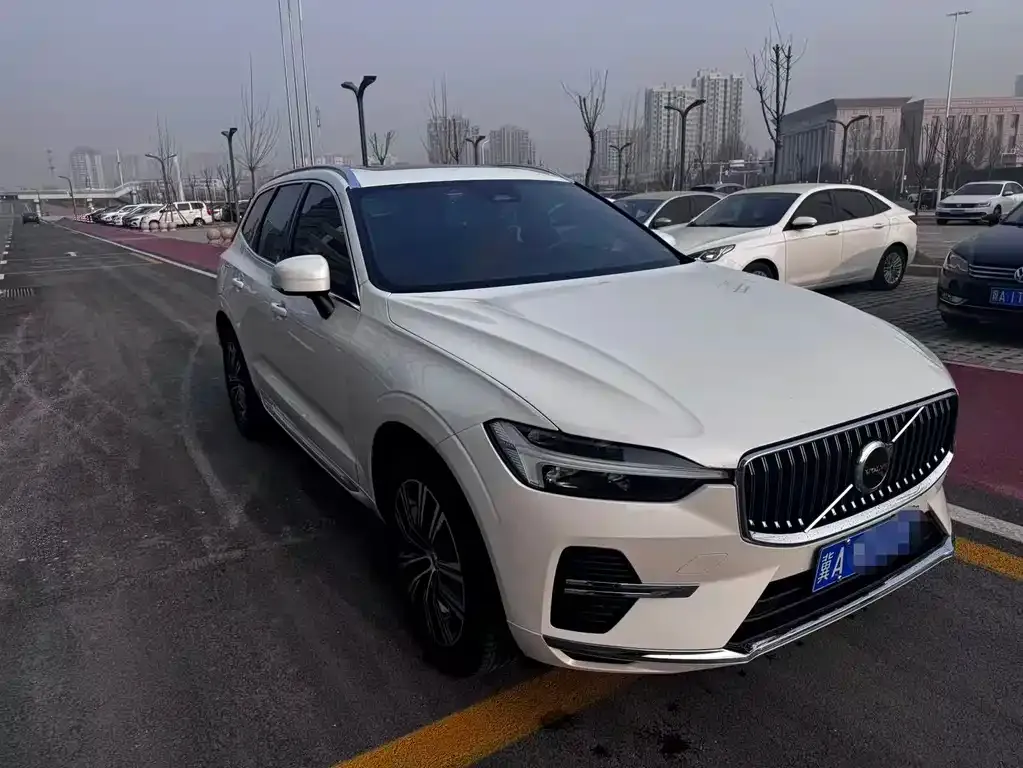 Volvo XC60 2022 из CN, фото 6