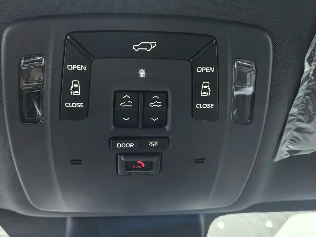 Toyota Sienna 2026 из CN, фото 2