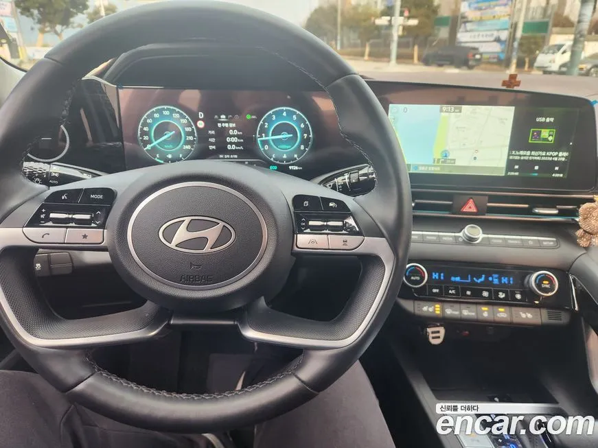 Hyundai AVANTE — фото 5