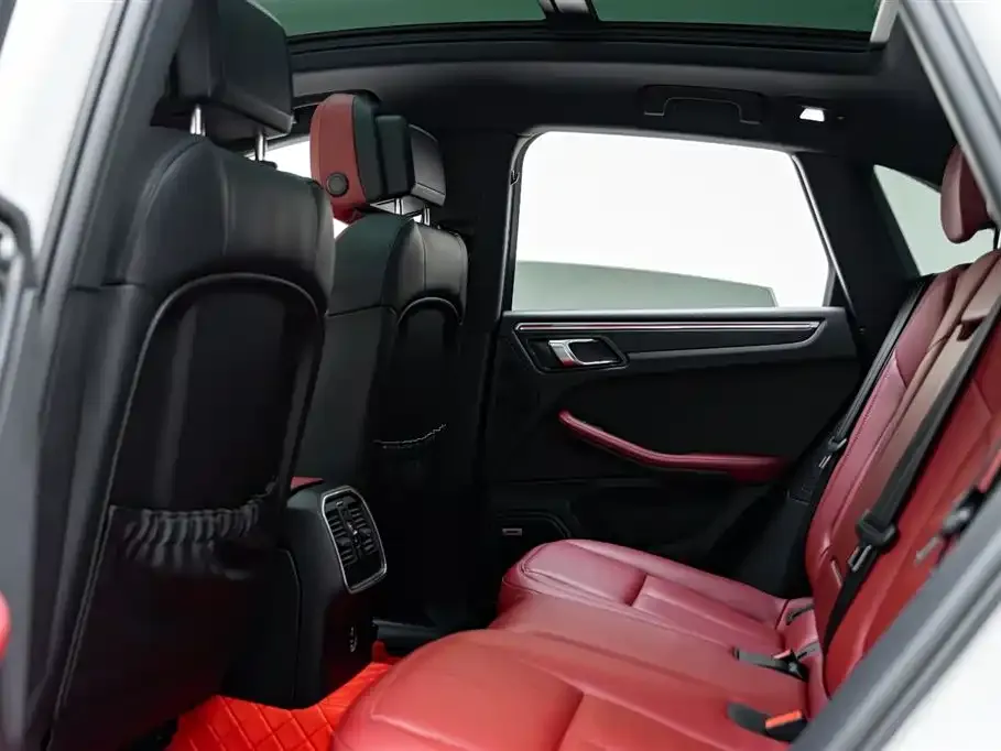 Porsche Macan 2022 из CN, фото 3