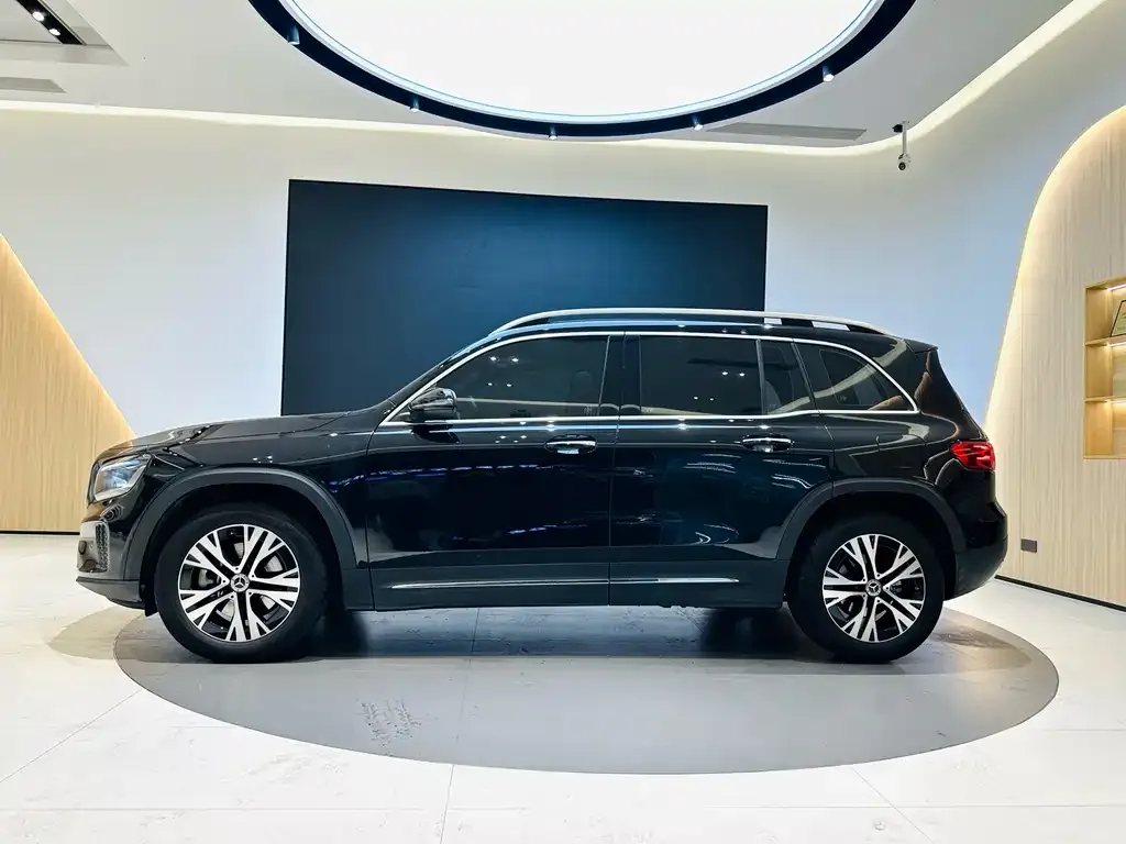 Mercedes-Benz GLB 2024 из CN, фото 2