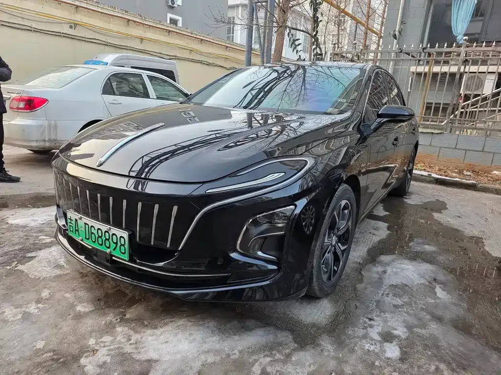Hongqi E-QM5 2023 из CN, фото 1