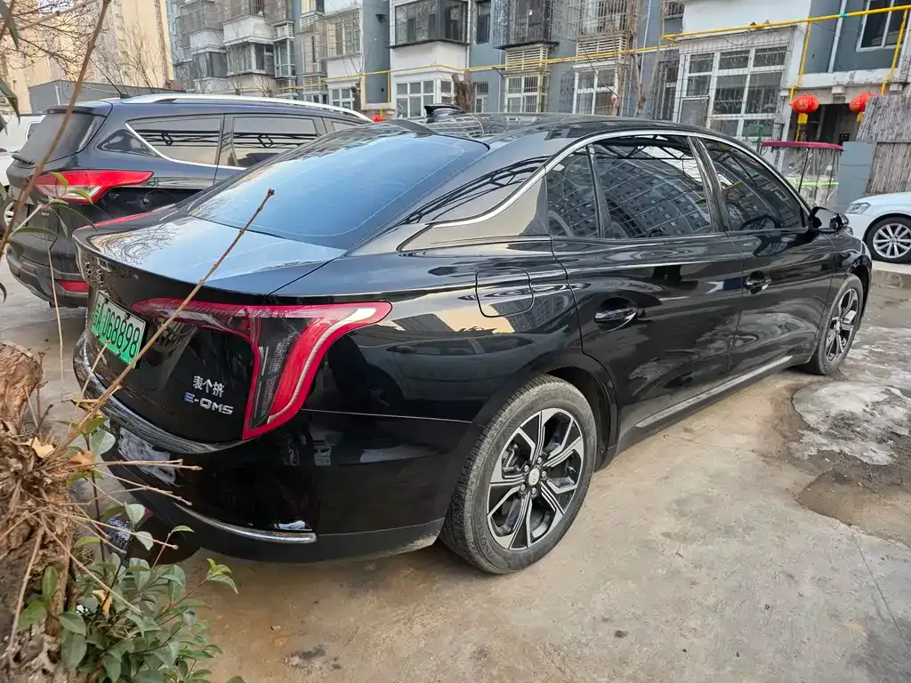 Hongqi E-QM5 2023 из CN, фото 6