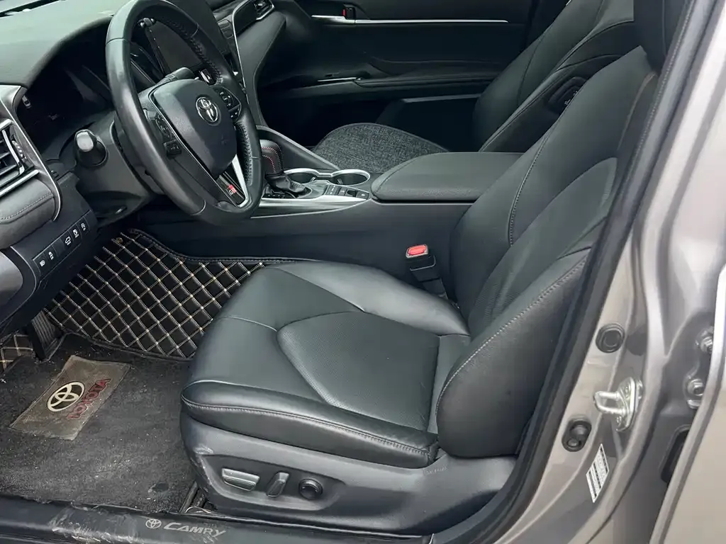 Toyota Camry 2022 из CN, фото 3