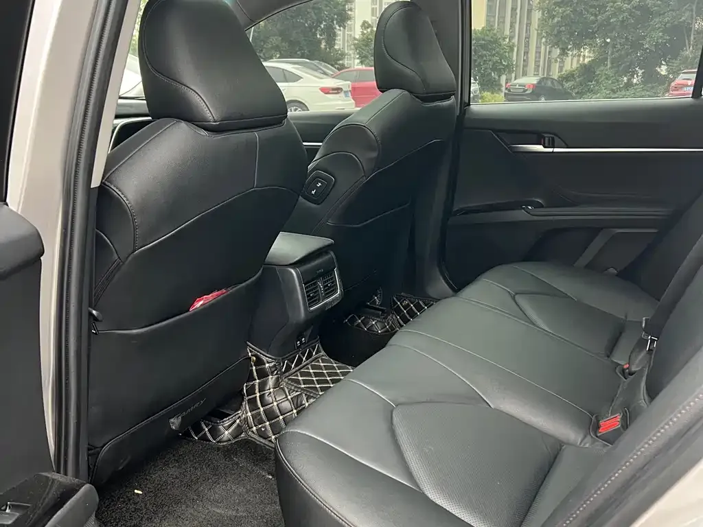 Toyota Camry 2022 из CN, фото 6