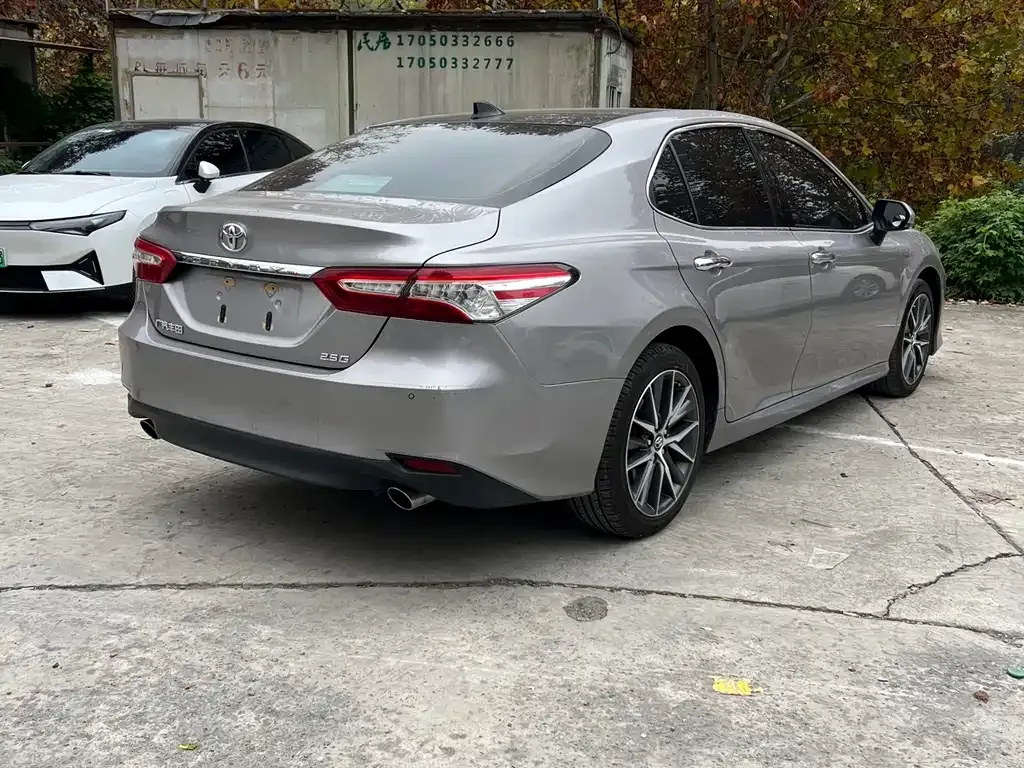Toyota Camry 2022 из CN, фото 10