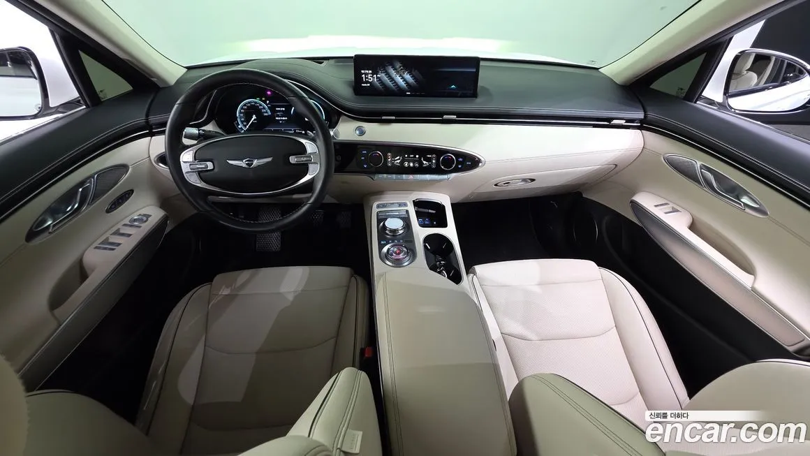 Genesis GV70 — фото 10