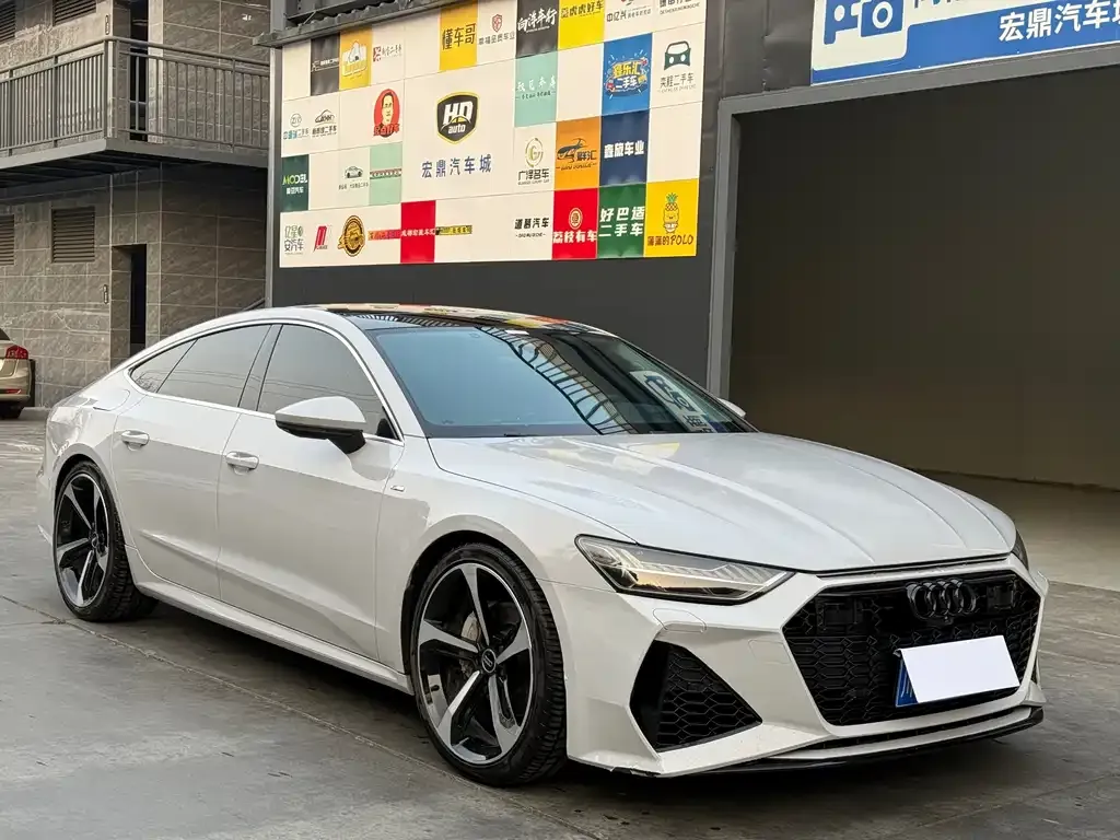 Audi A7 2021 из CN, фото 7