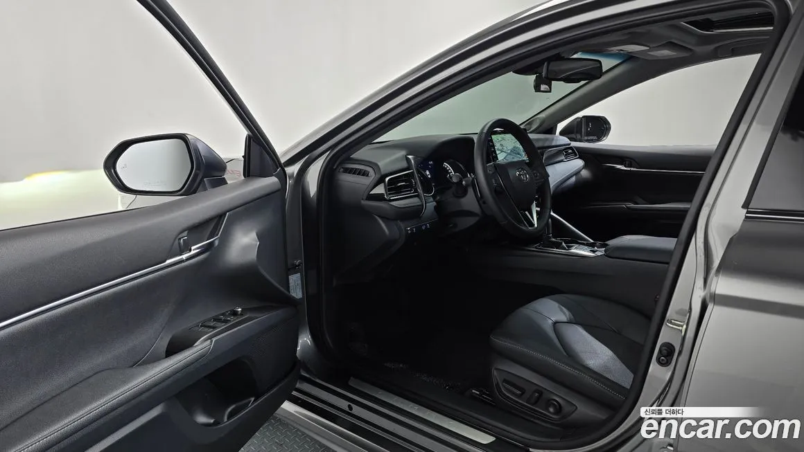 Toyota Camry 2024 из KR, фото 10