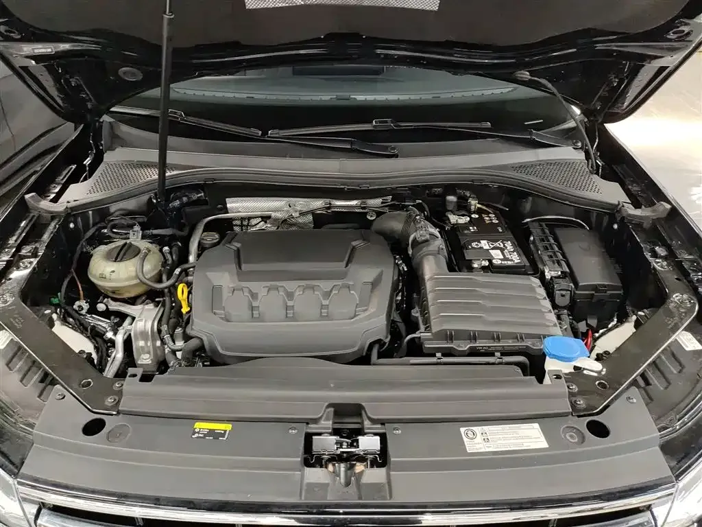 Volkswagen Tiguan L 2024 из CN, фото 8