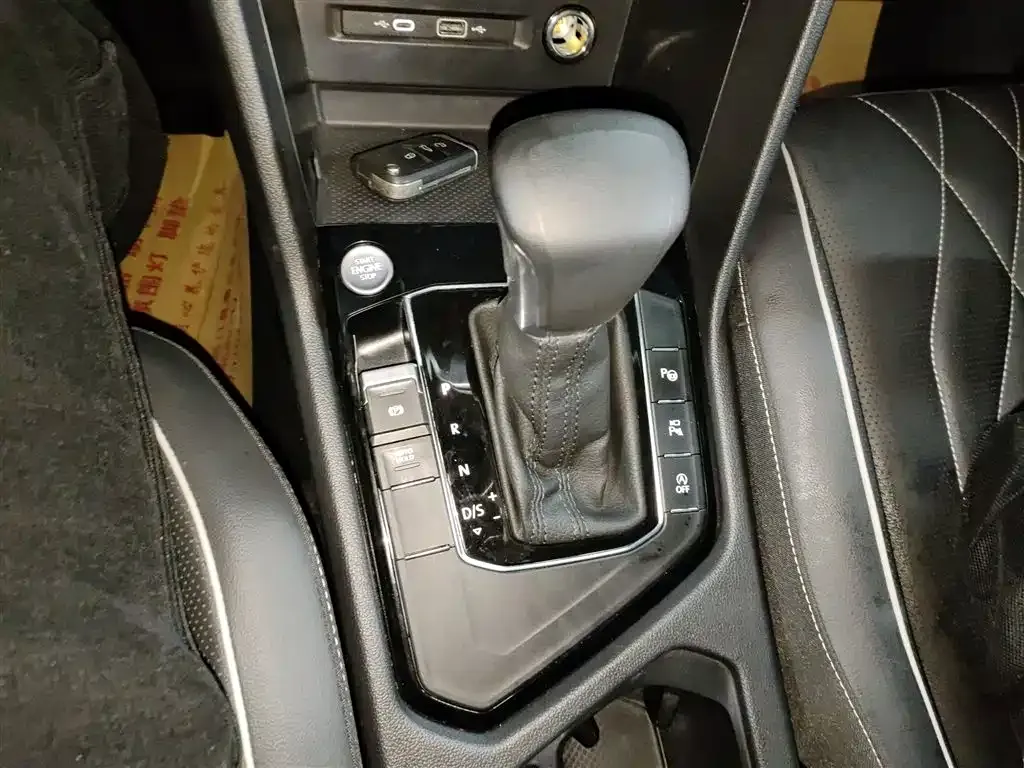 Volkswagen Tiguan L 2024 из CN, фото 6