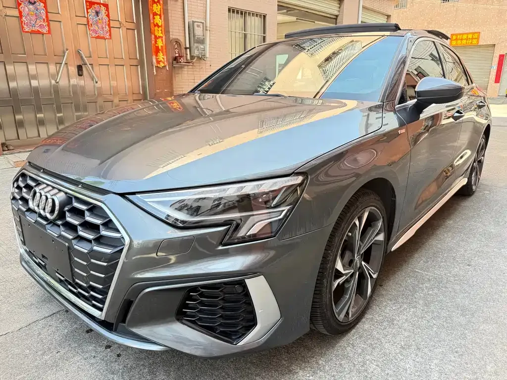 Audi A3 2021 из CN, фото 1