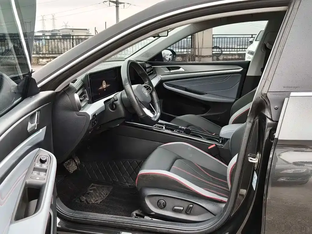 Volkswagen Lamando 2023 из CN, фото 2