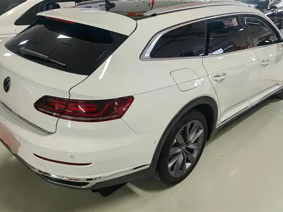 Volkswagen CC 2022 из CN, фото 7