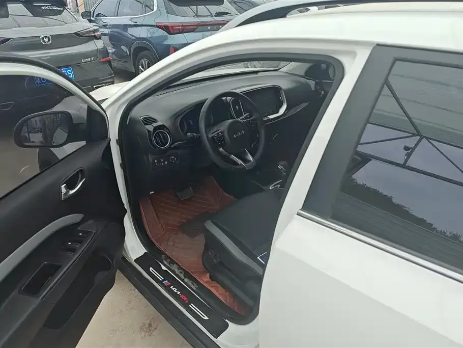 Kia KX1 2022 из CN, фото 5