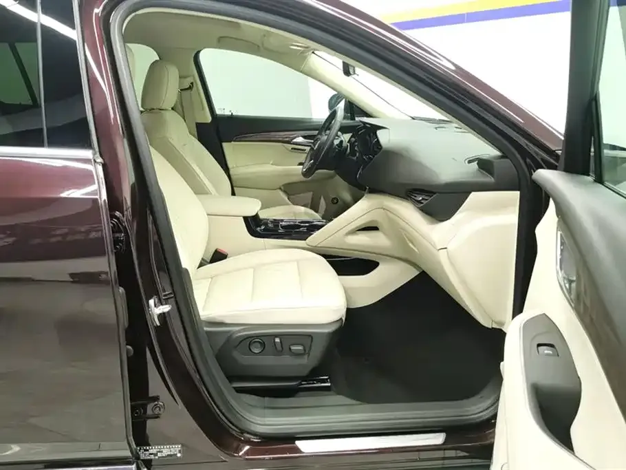 Buick Envision Plus — фото 3