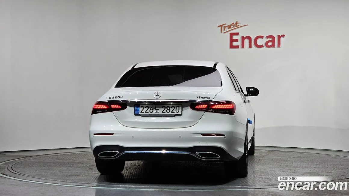 Mercedes-Benz E-Class 2022 из KR, фото 8