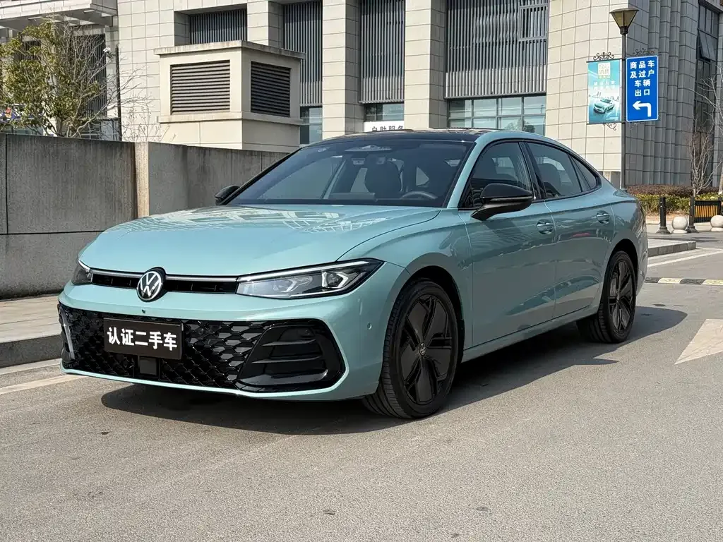 Volkswagen Passat 2024 из CN, фото 1
