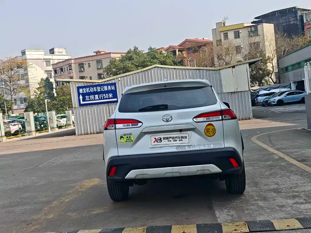 Toyota Corolla Cross 2025 из CN, фото 3