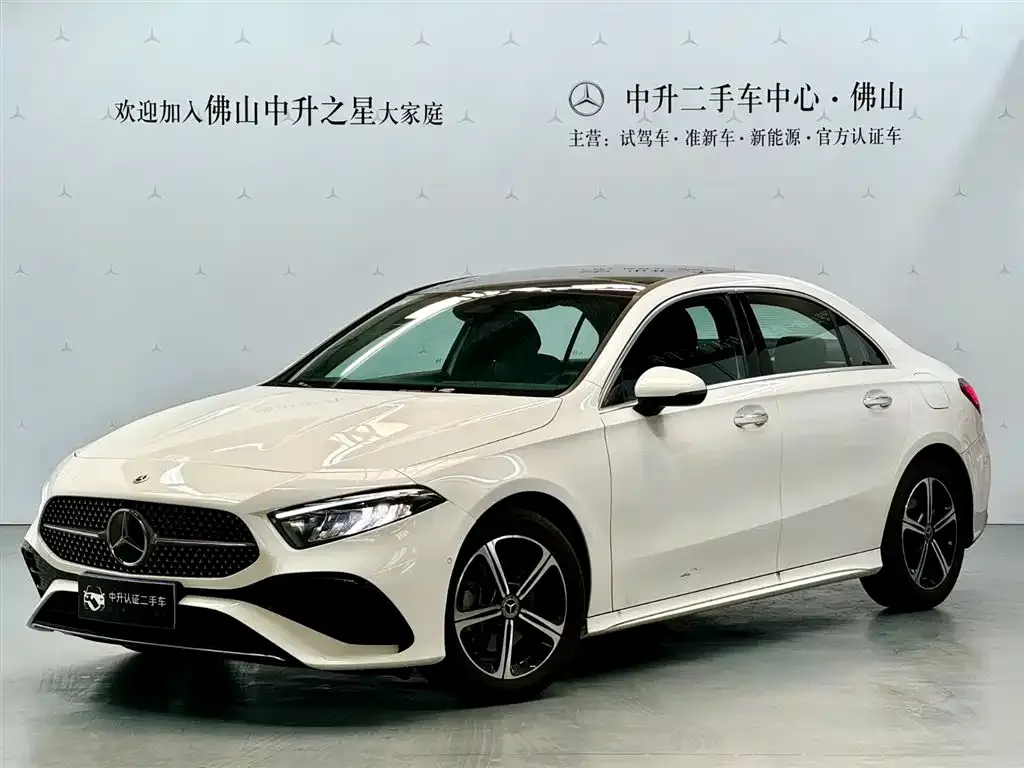 Mercedes-Benz A-Class 2024 из CN, фото 1