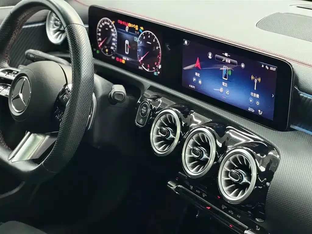 Mercedes-Benz A-Class 2024 из CN, фото 8