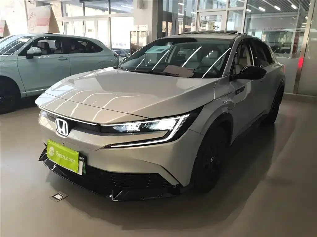 Honda e:NP2 2025 из CN, фото 1
