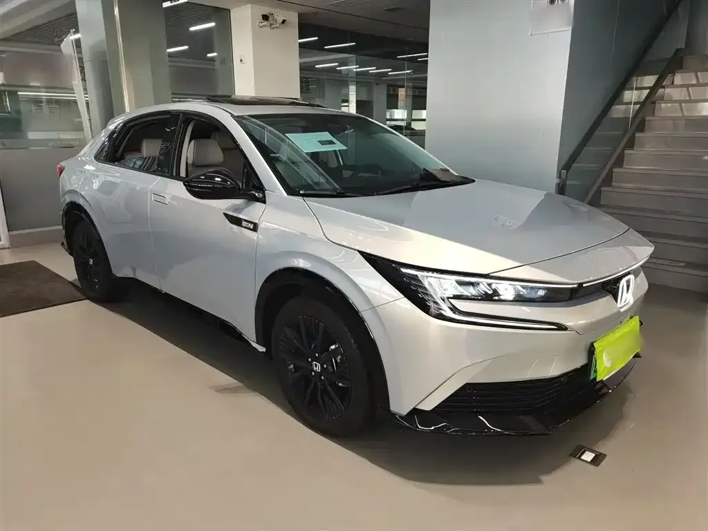 Honda e:NP2 2025 из CN, фото 3