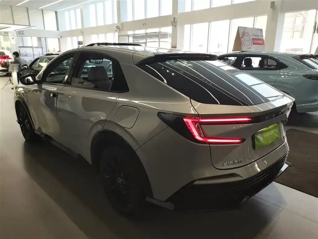 Honda e:NP2 2025 из CN, фото 7