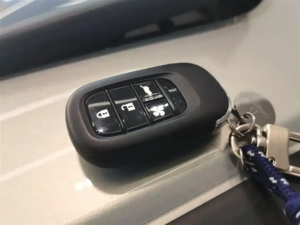 Honda e:NP2 2025 из CN, фото 4