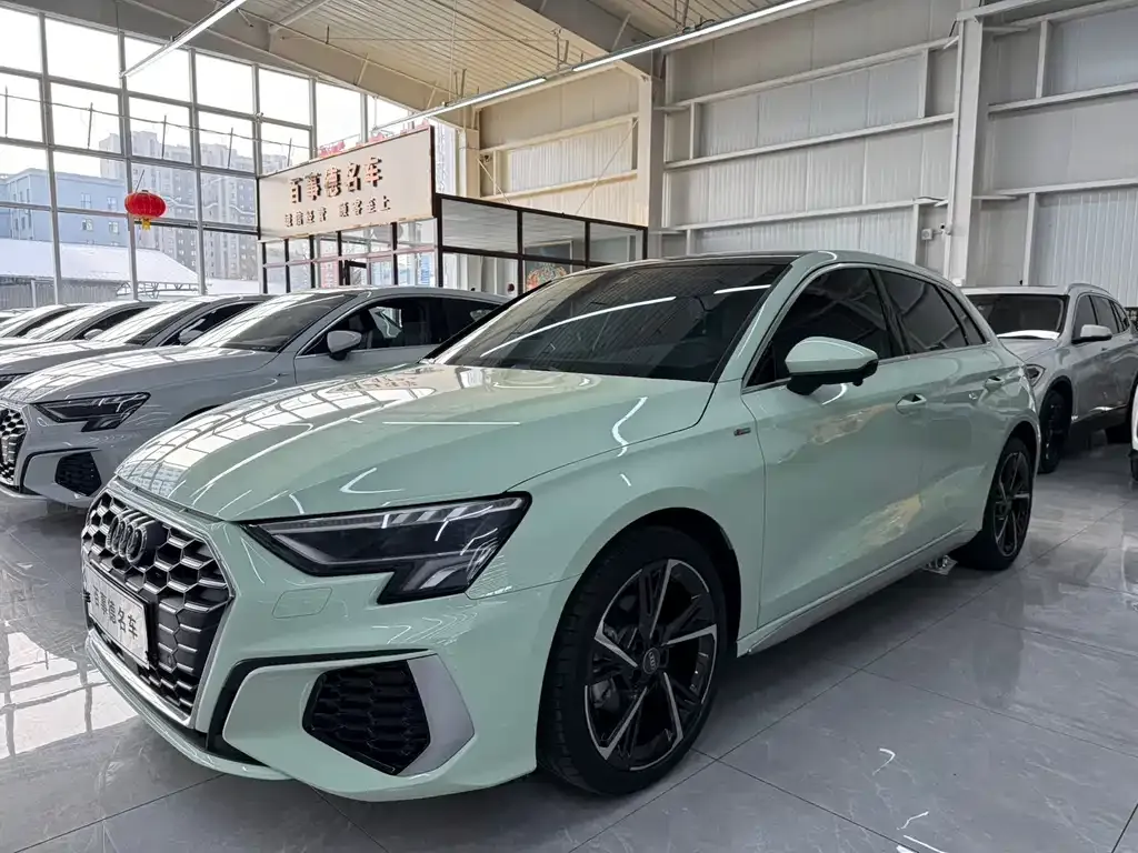 Audi A3 2022 из CN, фото 1