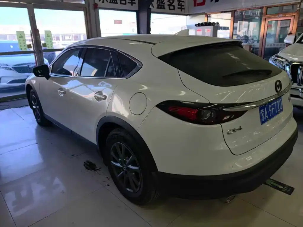 Mazda CX-4 2022 из CN, фото 7