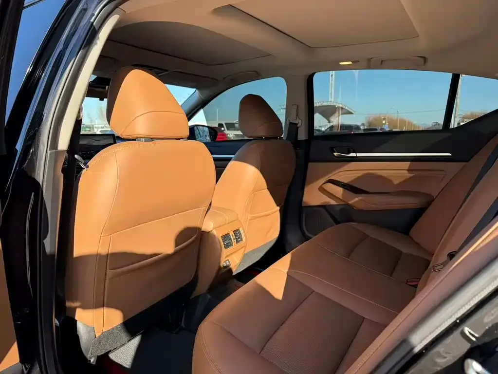 Nissan Teana 2024 из CN, фото 2