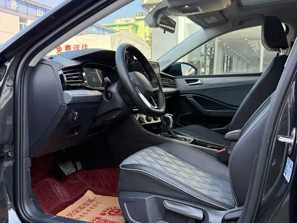 Volkswagen Sagitar 2024 из CN, фото 3