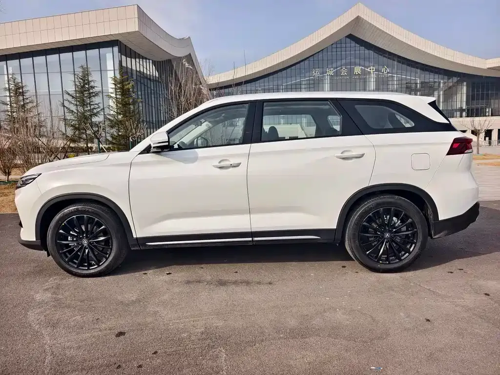 Changan CS75 2025 из CN, фото 7