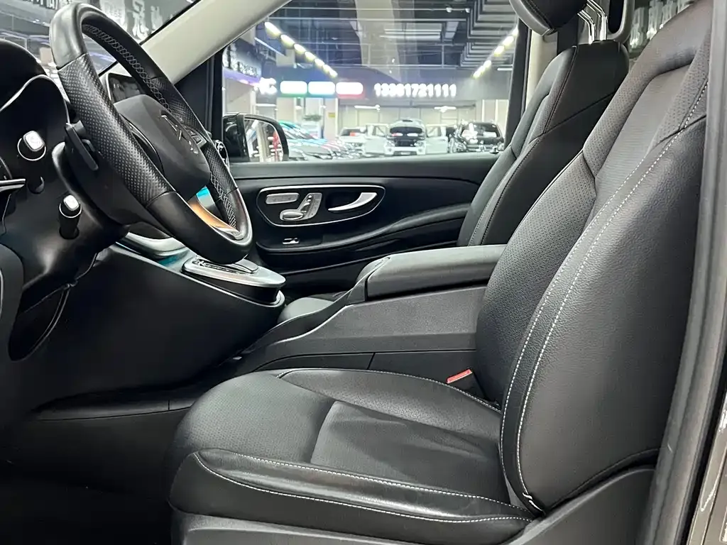 Mercedes-Benz V-Class 2021 из CN, фото 3