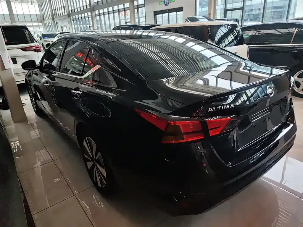 Nissan Teana 2022 из CN, фото 3